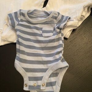 Short-Sleeve Baby Bodysuit - Light Blue & White Set of 6